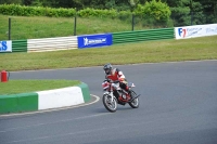 Mallory-park-Leicestershire;Mallory-park-photographs;Motorcycle-action-photographs;Rockingham;Rockingham-photographs;Trackday-digital-images;classic-bikes;event-digital-images;eventdigitalimages;mallory-park;no-limits-trackday;peter-wileman-photography;rockingham-corby-northamptonshire;trackday;trackday-photos;vintage-bikes;vintage-motorcycles;vmcc-festival-1000-bikes