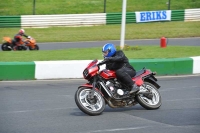 Mallory-park-Leicestershire;Mallory-park-photographs;Motorcycle-action-photographs;Rockingham;Rockingham-photographs;Trackday-digital-images;classic-bikes;event-digital-images;eventdigitalimages;mallory-park;no-limits-trackday;peter-wileman-photography;rockingham-corby-northamptonshire;trackday;trackday-photos;vintage-bikes;vintage-motorcycles;vmcc-festival-1000-bikes