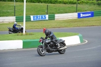 Mallory-park-Leicestershire;Mallory-park-photographs;Motorcycle-action-photographs;Rockingham;Rockingham-photographs;Trackday-digital-images;classic-bikes;event-digital-images;eventdigitalimages;mallory-park;no-limits-trackday;peter-wileman-photography;rockingham-corby-northamptonshire;trackday;trackday-photos;vintage-bikes;vintage-motorcycles;vmcc-festival-1000-bikes