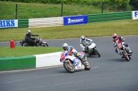 Mallory-park-Leicestershire;Mallory-park-photographs;Motorcycle-action-photographs;Rockingham;Rockingham-photographs;Trackday-digital-images;classic-bikes;event-digital-images;eventdigitalimages;mallory-park;no-limits-trackday;peter-wileman-photography;rockingham-corby-northamptonshire;trackday;trackday-photos;vintage-bikes;vintage-motorcycles;vmcc-festival-1000-bikes