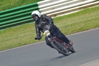 Mallory-park-Leicestershire;Mallory-park-photographs;Motorcycle-action-photographs;classic-bikes;event-digital-images;eventdigitalimages;mallory-park;no-limits-trackday;peter-wileman-photography;vintage-bikes;vintage-motorcycles;vmcc-festival-1000-bikes