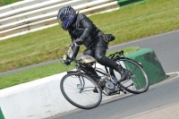 Mallory-park-Leicestershire;Mallory-park-photographs;Motorcycle-action-photographs;classic-bikes;event-digital-images;eventdigitalimages;mallory-park;no-limits-trackday;peter-wileman-photography;vintage-bikes;vintage-motorcycles;vmcc-festival-1000-bikes