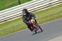 Mallory-park-Leicestershire;Mallory-park-photographs;Motorcycle-action-photographs;classic-bikes;event-digital-images;eventdigitalimages;mallory-park;no-limits-trackday;peter-wileman-photography;vintage-bikes;vintage-motorcycles;vmcc-festival-1000-bikes