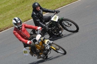 Mallory-park-Leicestershire;Mallory-park-photographs;Motorcycle-action-photographs;classic-bikes;event-digital-images;eventdigitalimages;mallory-park;no-limits-trackday;peter-wileman-photography;vintage-bikes;vintage-motorcycles;vmcc-festival-1000-bikes