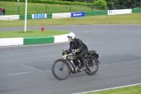 Mallory-park-Leicestershire;Mallory-park-photographs;Motorcycle-action-photographs;classic-bikes;event-digital-images;eventdigitalimages;mallory-park;no-limits-trackday;peter-wileman-photography;vintage-bikes;vintage-motorcycles;vmcc-festival-1000-bikes