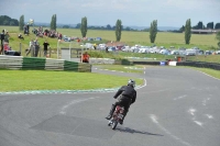 Mallory-park-Leicestershire;Mallory-park-photographs;Motorcycle-action-photographs;classic-bikes;event-digital-images;eventdigitalimages;mallory-park;no-limits-trackday;peter-wileman-photography;vintage-bikes;vintage-motorcycles;vmcc-festival-1000-bikes