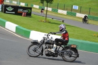 Mallory-park-Leicestershire;Mallory-park-photographs;Motorcycle-action-photographs;classic-bikes;event-digital-images;eventdigitalimages;mallory-park;no-limits-trackday;peter-wileman-photography;vintage-bikes;vintage-motorcycles;vmcc-festival-1000-bikes