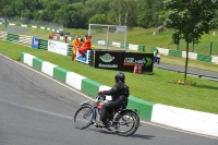 Mallory-park-Leicestershire;Mallory-park-photographs;Motorcycle-action-photographs;classic-bikes;event-digital-images;eventdigitalimages;mallory-park;no-limits-trackday;peter-wileman-photography;vintage-bikes;vintage-motorcycles;vmcc-festival-1000-bikes