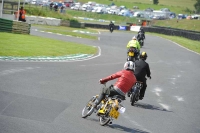 Mallory-park-Leicestershire;Mallory-park-photographs;Motorcycle-action-photographs;classic-bikes;event-digital-images;eventdigitalimages;mallory-park;no-limits-trackday;peter-wileman-photography;vintage-bikes;vintage-motorcycles;vmcc-festival-1000-bikes