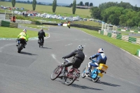 Mallory-park-Leicestershire;Mallory-park-photographs;Motorcycle-action-photographs;classic-bikes;event-digital-images;eventdigitalimages;mallory-park;no-limits-trackday;peter-wileman-photography;vintage-bikes;vintage-motorcycles;vmcc-festival-1000-bikes