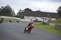 Mallory-park-Leicestershire;Mallory-park-photographs;Motorcycle-action-photographs;classic-bikes;event-digital-images;eventdigitalimages;mallory-park;no-limits-trackday;peter-wileman-photography;vintage-bikes;vintage-motorcycles;vmcc-festival-1000-bikes