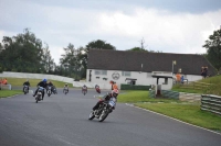 Mallory-park-Leicestershire;Mallory-park-photographs;Motorcycle-action-photographs;classic-bikes;event-digital-images;eventdigitalimages;mallory-park;no-limits-trackday;peter-wileman-photography;vintage-bikes;vintage-motorcycles;vmcc-festival-1000-bikes