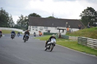 Mallory-park-Leicestershire;Mallory-park-photographs;Motorcycle-action-photographs;classic-bikes;event-digital-images;eventdigitalimages;mallory-park;no-limits-trackday;peter-wileman-photography;vintage-bikes;vintage-motorcycles;vmcc-festival-1000-bikes