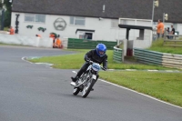 Mallory-park-Leicestershire;Mallory-park-photographs;Motorcycle-action-photographs;classic-bikes;event-digital-images;eventdigitalimages;mallory-park;no-limits-trackday;peter-wileman-photography;vintage-bikes;vintage-motorcycles;vmcc-festival-1000-bikes