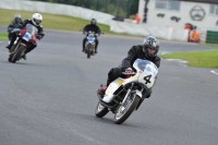 Mallory-park-Leicestershire;Mallory-park-photographs;Motorcycle-action-photographs;classic-bikes;event-digital-images;eventdigitalimages;mallory-park;no-limits-trackday;peter-wileman-photography;vintage-bikes;vintage-motorcycles;vmcc-festival-1000-bikes