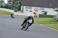 Mallory-park-Leicestershire;Mallory-park-photographs;Motorcycle-action-photographs;classic-bikes;event-digital-images;eventdigitalimages;mallory-park;no-limits-trackday;peter-wileman-photography;vintage-bikes;vintage-motorcycles;vmcc-festival-1000-bikes