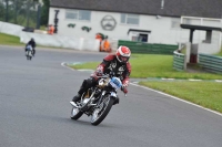 Mallory-park-Leicestershire;Mallory-park-photographs;Motorcycle-action-photographs;classic-bikes;event-digital-images;eventdigitalimages;mallory-park;no-limits-trackday;peter-wileman-photography;vintage-bikes;vintage-motorcycles;vmcc-festival-1000-bikes