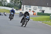 Mallory-park-Leicestershire;Mallory-park-photographs;Motorcycle-action-photographs;classic-bikes;event-digital-images;eventdigitalimages;mallory-park;no-limits-trackday;peter-wileman-photography;vintage-bikes;vintage-motorcycles;vmcc-festival-1000-bikes