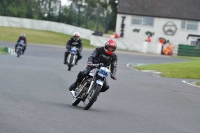 Mallory-park-Leicestershire;Mallory-park-photographs;Motorcycle-action-photographs;classic-bikes;event-digital-images;eventdigitalimages;mallory-park;no-limits-trackday;peter-wileman-photography;vintage-bikes;vintage-motorcycles;vmcc-festival-1000-bikes