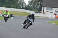 Mallory-park-Leicestershire;Mallory-park-photographs;Motorcycle-action-photographs;classic-bikes;event-digital-images;eventdigitalimages;mallory-park;no-limits-trackday;peter-wileman-photography;vintage-bikes;vintage-motorcycles;vmcc-festival-1000-bikes