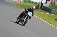 Mallory-park-Leicestershire;Mallory-park-photographs;Motorcycle-action-photographs;classic-bikes;event-digital-images;eventdigitalimages;mallory-park;no-limits-trackday;peter-wileman-photography;vintage-bikes;vintage-motorcycles;vmcc-festival-1000-bikes
