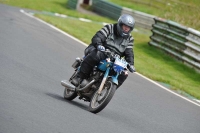 Mallory-park-Leicestershire;Mallory-park-photographs;Motorcycle-action-photographs;classic-bikes;event-digital-images;eventdigitalimages;mallory-park;no-limits-trackday;peter-wileman-photography;vintage-bikes;vintage-motorcycles;vmcc-festival-1000-bikes
