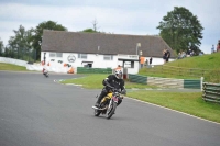 Mallory-park-Leicestershire;Mallory-park-photographs;Motorcycle-action-photographs;classic-bikes;event-digital-images;eventdigitalimages;mallory-park;no-limits-trackday;peter-wileman-photography;vintage-bikes;vintage-motorcycles;vmcc-festival-1000-bikes