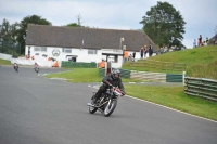 Mallory-park-Leicestershire;Mallory-park-photographs;Motorcycle-action-photographs;classic-bikes;event-digital-images;eventdigitalimages;mallory-park;no-limits-trackday;peter-wileman-photography;vintage-bikes;vintage-motorcycles;vmcc-festival-1000-bikes