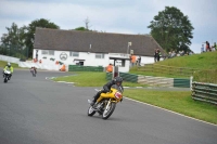 Mallory-park-Leicestershire;Mallory-park-photographs;Motorcycle-action-photographs;classic-bikes;event-digital-images;eventdigitalimages;mallory-park;no-limits-trackday;peter-wileman-photography;vintage-bikes;vintage-motorcycles;vmcc-festival-1000-bikes