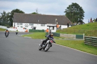 Mallory-park-Leicestershire;Mallory-park-photographs;Motorcycle-action-photographs;classic-bikes;event-digital-images;eventdigitalimages;mallory-park;no-limits-trackday;peter-wileman-photography;vintage-bikes;vintage-motorcycles;vmcc-festival-1000-bikes