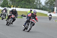 Mallory-park-Leicestershire;Mallory-park-photographs;Motorcycle-action-photographs;classic-bikes;event-digital-images;eventdigitalimages;mallory-park;no-limits-trackday;peter-wileman-photography;vintage-bikes;vintage-motorcycles;vmcc-festival-1000-bikes