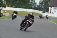 Mallory-park-Leicestershire;Mallory-park-photographs;Motorcycle-action-photographs;classic-bikes;event-digital-images;eventdigitalimages;mallory-park;no-limits-trackday;peter-wileman-photography;vintage-bikes;vintage-motorcycles;vmcc-festival-1000-bikes