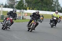 Mallory-park-Leicestershire;Mallory-park-photographs;Motorcycle-action-photographs;classic-bikes;event-digital-images;eventdigitalimages;mallory-park;no-limits-trackday;peter-wileman-photography;vintage-bikes;vintage-motorcycles;vmcc-festival-1000-bikes