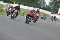 Mallory-park-Leicestershire;Mallory-park-photographs;Motorcycle-action-photographs;classic-bikes;event-digital-images;eventdigitalimages;mallory-park;no-limits-trackday;peter-wileman-photography;vintage-bikes;vintage-motorcycles;vmcc-festival-1000-bikes