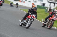 Mallory-park-Leicestershire;Mallory-park-photographs;Motorcycle-action-photographs;classic-bikes;event-digital-images;eventdigitalimages;mallory-park;no-limits-trackday;peter-wileman-photography;vintage-bikes;vintage-motorcycles;vmcc-festival-1000-bikes