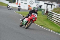 Mallory-park-Leicestershire;Mallory-park-photographs;Motorcycle-action-photographs;classic-bikes;event-digital-images;eventdigitalimages;mallory-park;no-limits-trackday;peter-wileman-photography;vintage-bikes;vintage-motorcycles;vmcc-festival-1000-bikes