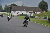 Mallory-park-Leicestershire;Mallory-park-photographs;Motorcycle-action-photographs;classic-bikes;event-digital-images;eventdigitalimages;mallory-park;no-limits-trackday;peter-wileman-photography;vintage-bikes;vintage-motorcycles;vmcc-festival-1000-bikes