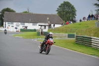 Mallory-park-Leicestershire;Mallory-park-photographs;Motorcycle-action-photographs;classic-bikes;event-digital-images;eventdigitalimages;mallory-park;no-limits-trackday;peter-wileman-photography;vintage-bikes;vintage-motorcycles;vmcc-festival-1000-bikes