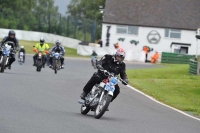 Mallory-park-Leicestershire;Mallory-park-photographs;Motorcycle-action-photographs;classic-bikes;event-digital-images;eventdigitalimages;mallory-park;no-limits-trackday;peter-wileman-photography;vintage-bikes;vintage-motorcycles;vmcc-festival-1000-bikes