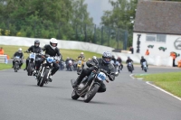 Mallory-park-Leicestershire;Mallory-park-photographs;Motorcycle-action-photographs;classic-bikes;event-digital-images;eventdigitalimages;mallory-park;no-limits-trackday;peter-wileman-photography;vintage-bikes;vintage-motorcycles;vmcc-festival-1000-bikes