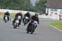 Mallory-park-Leicestershire;Mallory-park-photographs;Motorcycle-action-photographs;classic-bikes;event-digital-images;eventdigitalimages;mallory-park;no-limits-trackday;peter-wileman-photography;vintage-bikes;vintage-motorcycles;vmcc-festival-1000-bikes