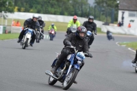 Mallory-park-Leicestershire;Mallory-park-photographs;Motorcycle-action-photographs;classic-bikes;event-digital-images;eventdigitalimages;mallory-park;no-limits-trackday;peter-wileman-photography;vintage-bikes;vintage-motorcycles;vmcc-festival-1000-bikes