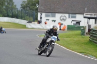 Mallory-park-Leicestershire;Mallory-park-photographs;Motorcycle-action-photographs;classic-bikes;event-digital-images;eventdigitalimages;mallory-park;no-limits-trackday;peter-wileman-photography;vintage-bikes;vintage-motorcycles;vmcc-festival-1000-bikes