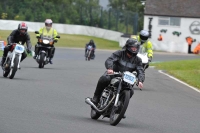 Mallory-park-Leicestershire;Mallory-park-photographs;Motorcycle-action-photographs;classic-bikes;event-digital-images;eventdigitalimages;mallory-park;no-limits-trackday;peter-wileman-photography;vintage-bikes;vintage-motorcycles;vmcc-festival-1000-bikes