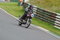 Mallory-park-Leicestershire;Mallory-park-photographs;Motorcycle-action-photographs;classic-bikes;event-digital-images;eventdigitalimages;mallory-park;no-limits-trackday;peter-wileman-photography;vintage-bikes;vintage-motorcycles;vmcc-festival-1000-bikes