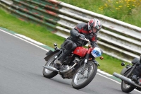 Mallory-park-Leicestershire;Mallory-park-photographs;Motorcycle-action-photographs;classic-bikes;event-digital-images;eventdigitalimages;mallory-park;no-limits-trackday;peter-wileman-photography;vintage-bikes;vintage-motorcycles;vmcc-festival-1000-bikes