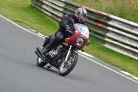 Mallory-park-Leicestershire;Mallory-park-photographs;Motorcycle-action-photographs;classic-bikes;event-digital-images;eventdigitalimages;mallory-park;no-limits-trackday;peter-wileman-photography;vintage-bikes;vintage-motorcycles;vmcc-festival-1000-bikes