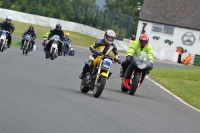 Mallory-park-Leicestershire;Mallory-park-photographs;Motorcycle-action-photographs;classic-bikes;event-digital-images;eventdigitalimages;mallory-park;no-limits-trackday;peter-wileman-photography;vintage-bikes;vintage-motorcycles;vmcc-festival-1000-bikes