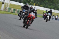 Mallory-park-Leicestershire;Mallory-park-photographs;Motorcycle-action-photographs;classic-bikes;event-digital-images;eventdigitalimages;mallory-park;no-limits-trackday;peter-wileman-photography;vintage-bikes;vintage-motorcycles;vmcc-festival-1000-bikes