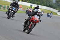 Mallory-park-Leicestershire;Mallory-park-photographs;Motorcycle-action-photographs;classic-bikes;event-digital-images;eventdigitalimages;mallory-park;no-limits-trackday;peter-wileman-photography;vintage-bikes;vintage-motorcycles;vmcc-festival-1000-bikes